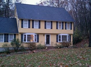 36 Oxbow Ln, Groton, MA 01450