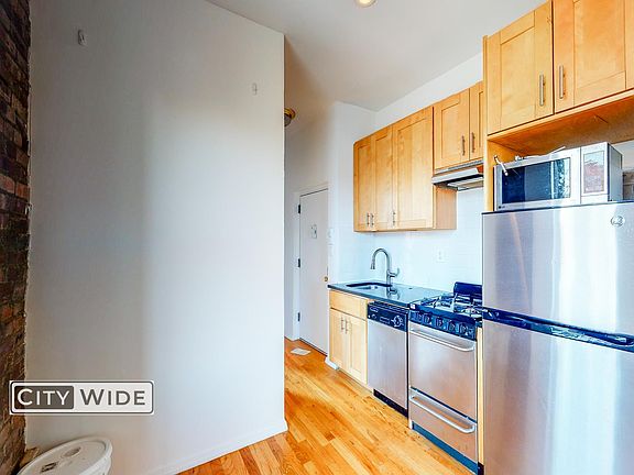 5th image of 22 King St APT 20