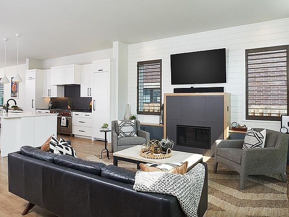 2nd image of 9 Gallery Cir