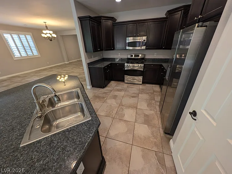 10422 Hickory Bark Rd — Photo 7