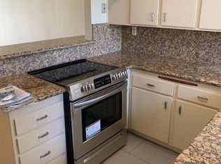 2100 Valderas Dr APT E, Glendale, CA 91208