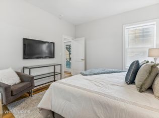1322 W Winnemac Ave #2W, Chicago, IL 60640