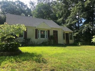 11 Linehouse Rd, North Grosvenordale, CT 06255