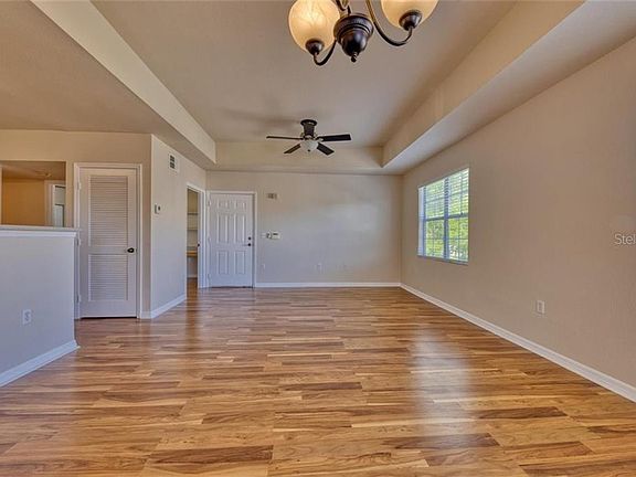 5th image of 1135 Villagio Cir Unit 205