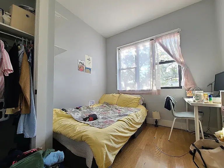 1180 Halsey St #3 — Photo 7