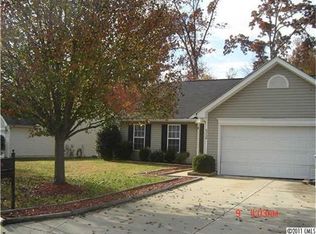 8724 Clifton Meadow Dr, Matthews, NC 28105
