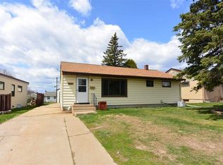 2621 Diane Ln, Hibbing, MN 55746