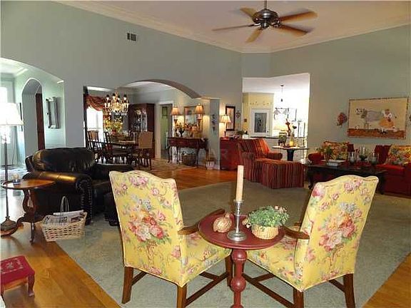 5th image of 8956 River Meadow Dr