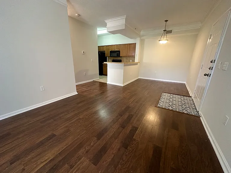 2210 Myrtlewood Cir E — Photo 20