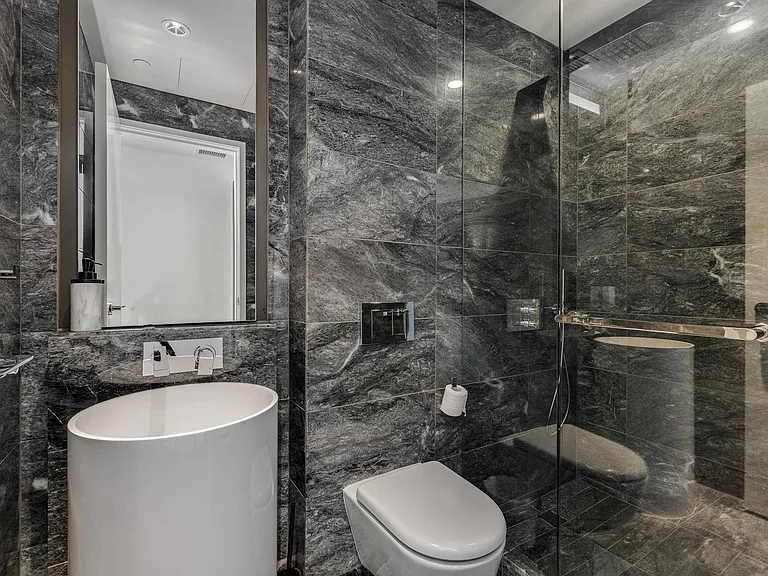 1151 Georgia St W #6001 — Photo 15