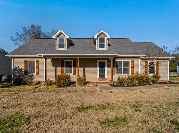 2436 Sawmill St, Murfreesboro, TN 37128