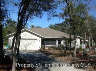 11073 Rostock Rd, Weeki Wachee, FL 34614