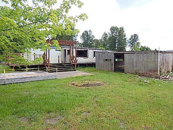 5th image of 105 River Ave NE