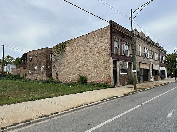 3rd image of 350 E 115th St