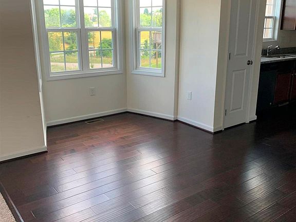 4th image of 2 Bold Springs Cir