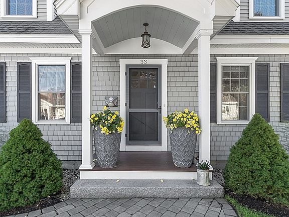 2nd image of 33 Erie Ave