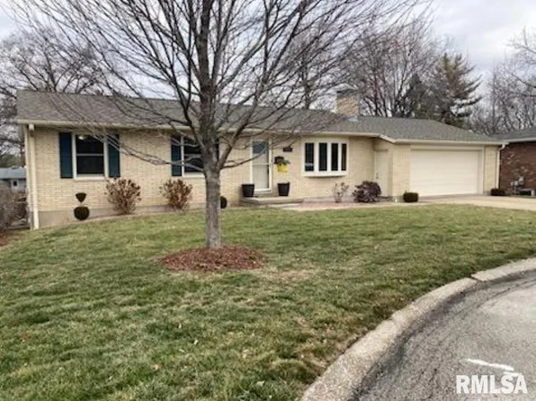 1901 Wilmar Orchard Cir, Quincy, IL 62301