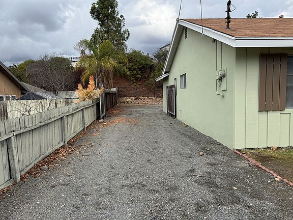 2nd image of 8732 Mellmanor Dr