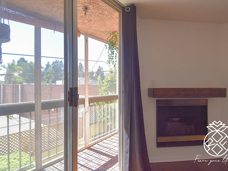 5143 Bakman Ave #206 — Photo 11