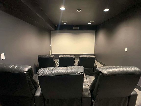 3rd image of 806 Bergen St #207