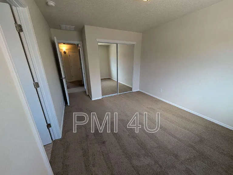 10835 Crissy Field Way NE — Photo 25