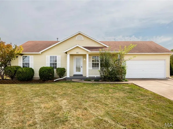 41 Double Creek Ct, Wentzville, MO 63385
