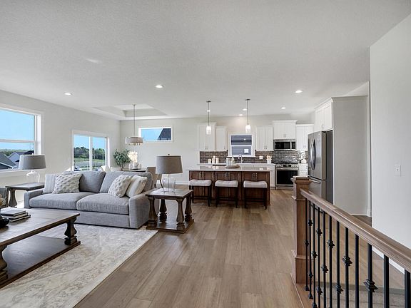 4th image of 13822 Arrowhead Way