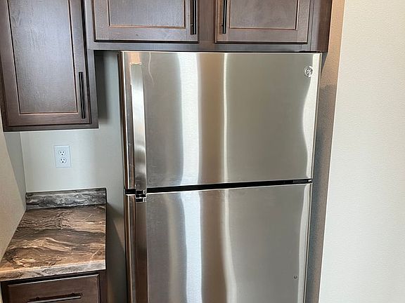 3rd image of 843 Washington Ave #208