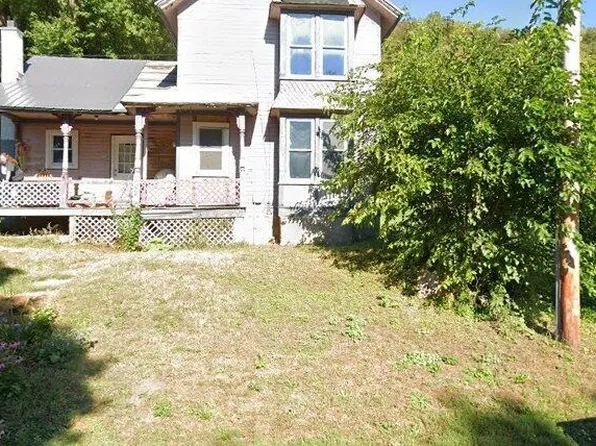 102 Prospect St, Soldiers Grove, WI 54655
