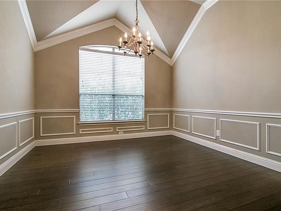 5th image of 612 Kearley Dr