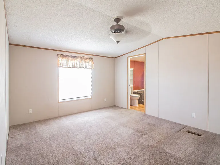 2311 FM 1294 — Photo 30