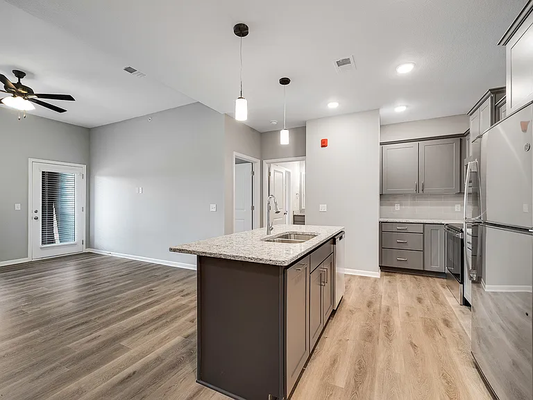 Copper Creek Apartments — Photo 40