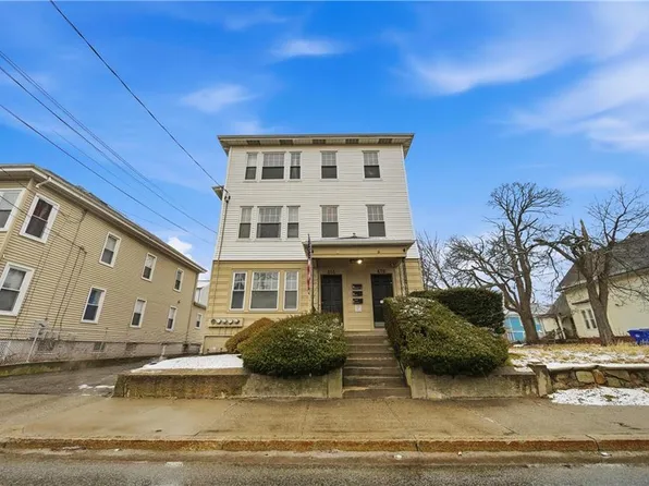 616-618 Lonsdale Ave, Central Falls, RI 02863