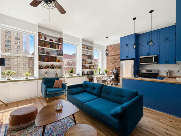 305 West 55th Street 4D image 1 of 7