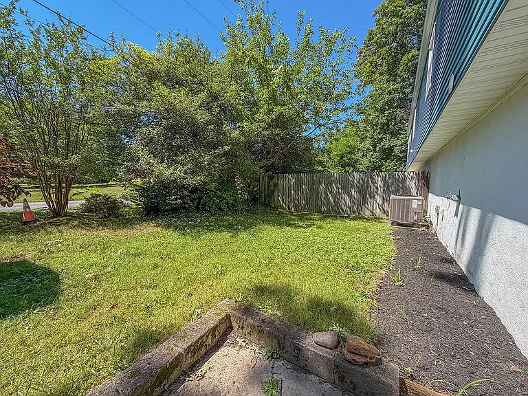 328 Benfield Rd — Photo 35