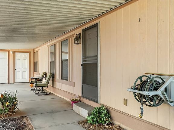 3rd image of 3176 Arroya Ct