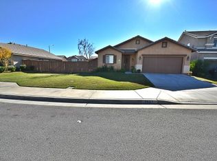 1487 Whiteoak Dr, Perris, CA 92571