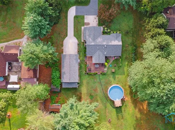 5310 Manore Rd, Swanton, OH 43558