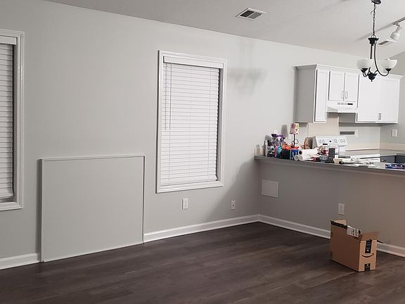 5th image of 3380 Emerson Woods