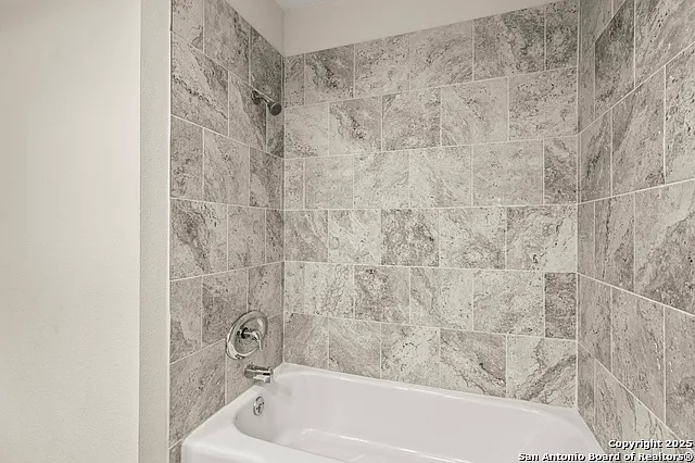 162 Amistad Blvd — Photo 23