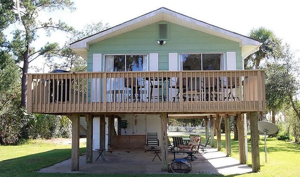 1st image of 255 Palm Island Dr