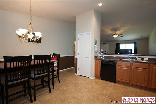 1st image of 9062 S 257th East Ave