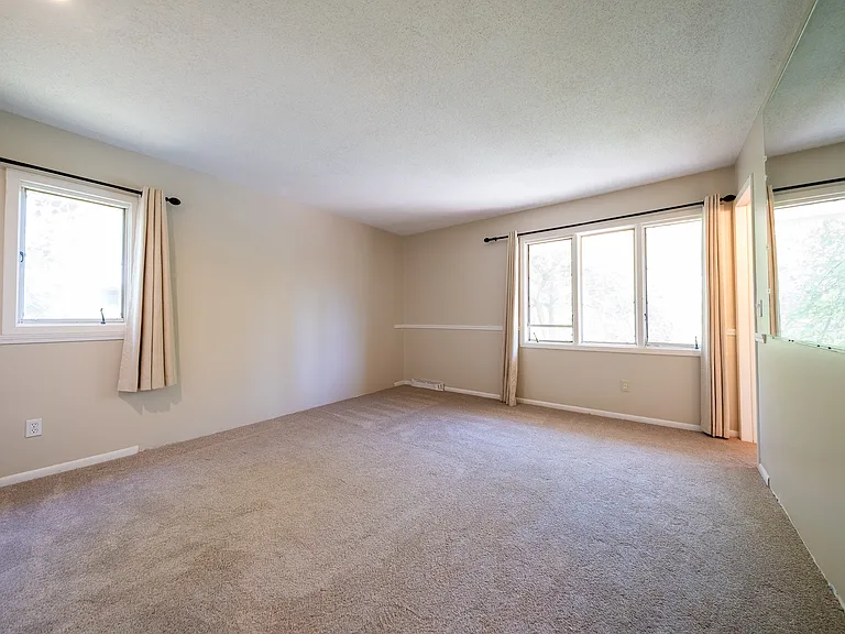 469 Reflection Rd — Photo 18
