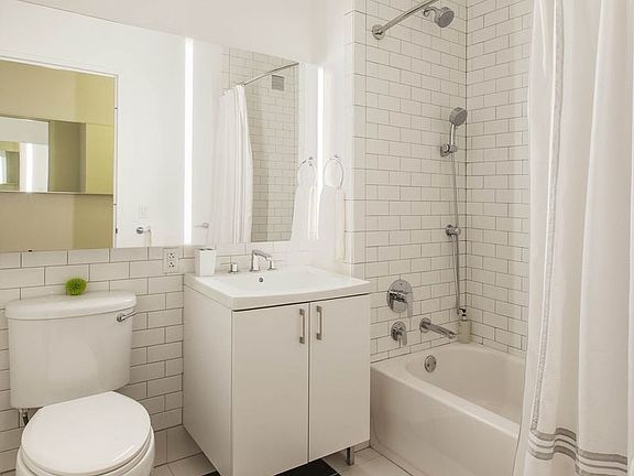 5th image of 70 Pine St APT 4203