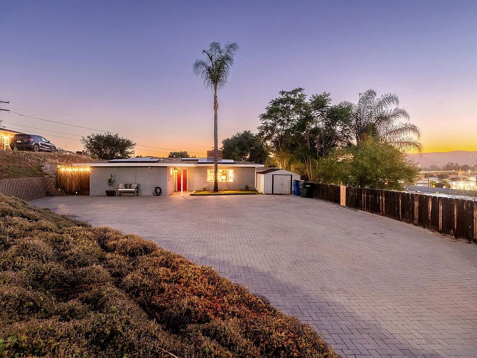 1st image of 9742 Emerald Hill Ln