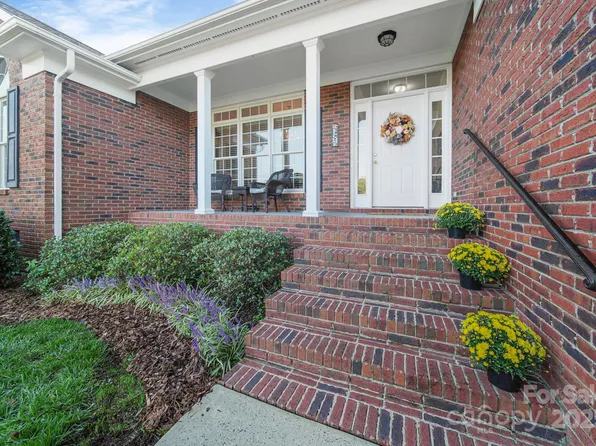 2612 Tralee Dr, Gastonia, NC 28056