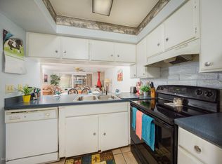 702 S Pantano Rd, Tucson, AZ 85710