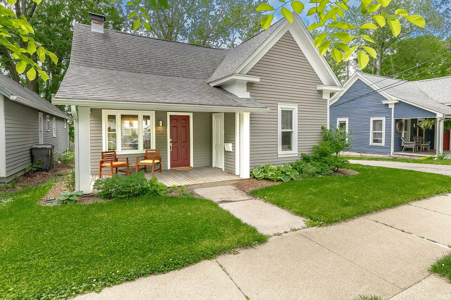 521 W Howe St photo 1