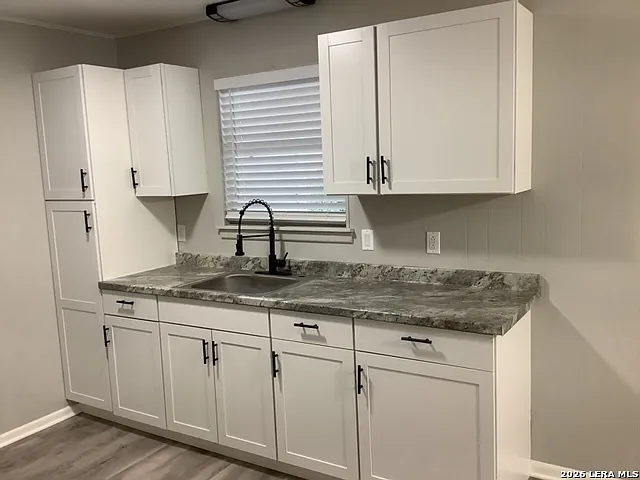 522 W Hollywood Ave — Photo 8