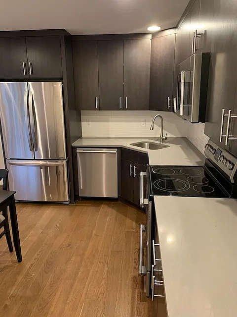 3418 N Commercial Ave — Photo 3